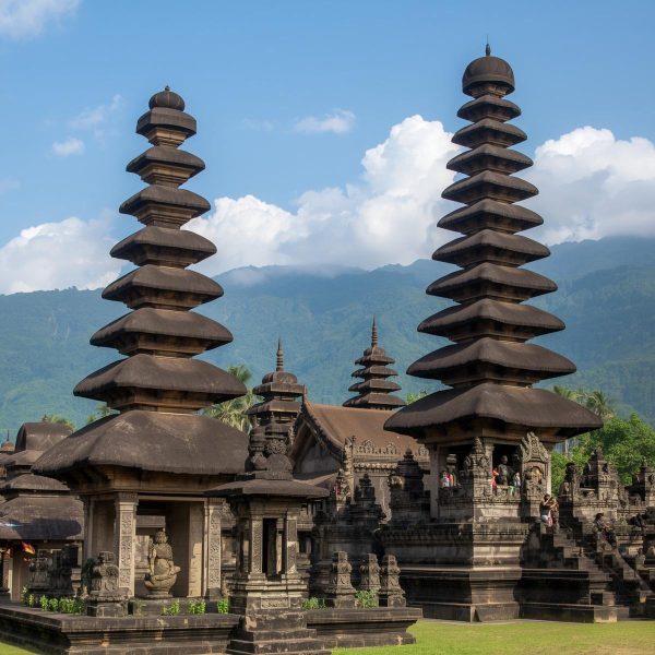 Besakih Temple and Lempuyang Gates of Heaven Tour